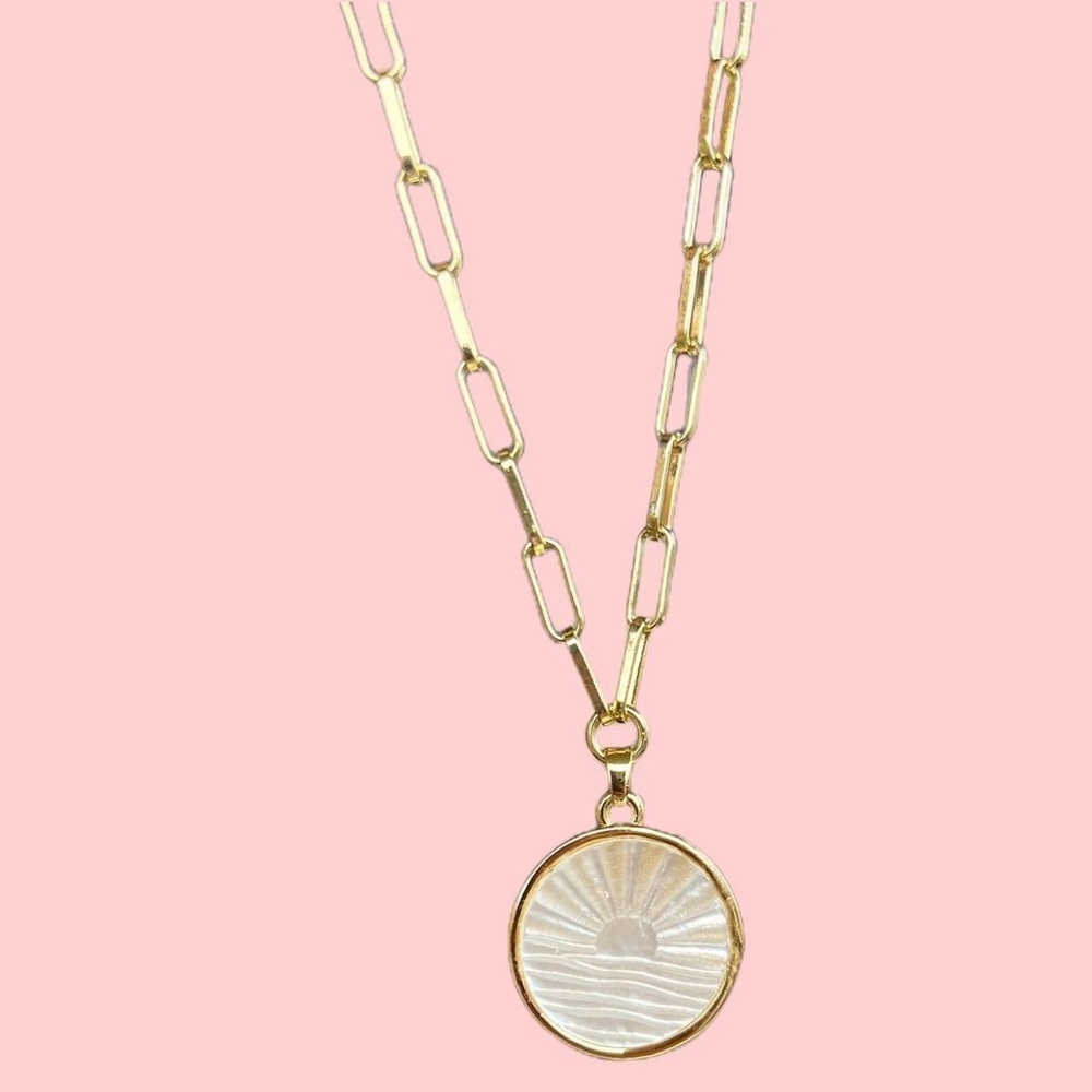 NWT Camila Coelho | Gold Mother of Pearl Pendant Necklace